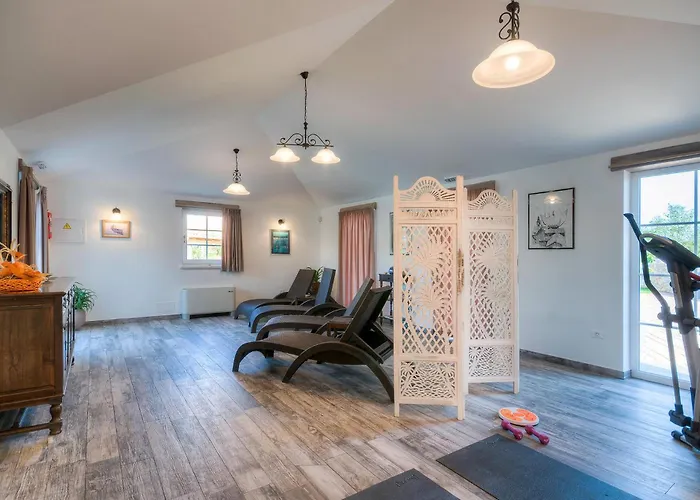 Vikendica Lemaliante *