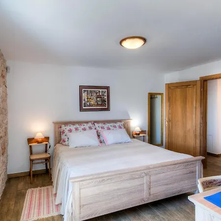 Lemaliante * אומאג